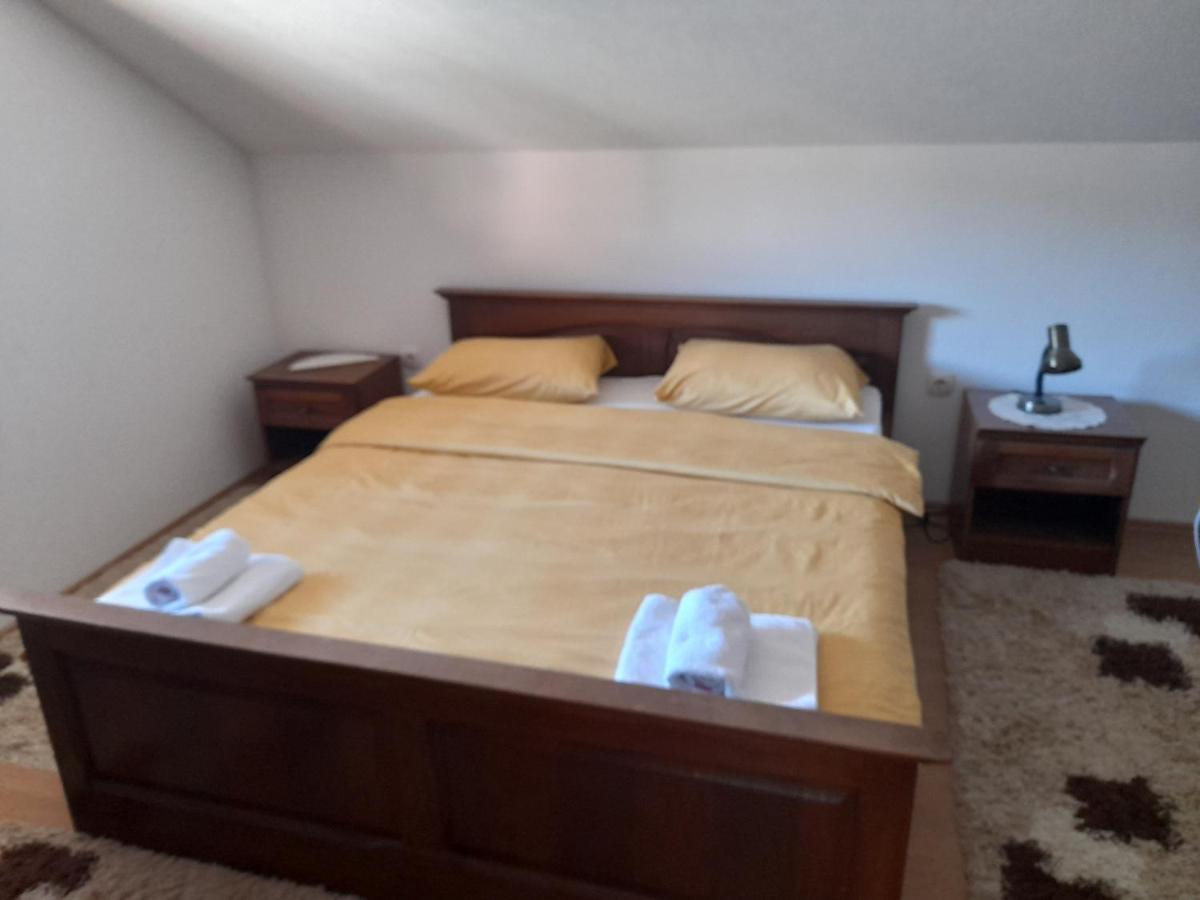 Apartman Zoran 利夫诺 外观 照片